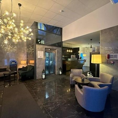Södertälje Almnaes Park Hotel מראה חיצוני תמונה