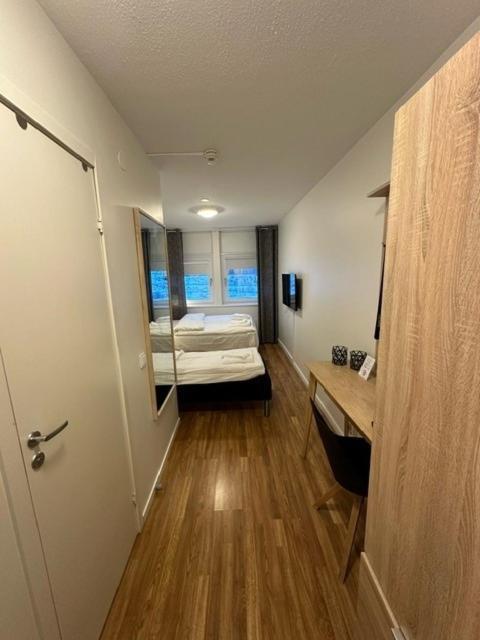 Södertälje Almnaes Park Hotel מראה חיצוני תמונה