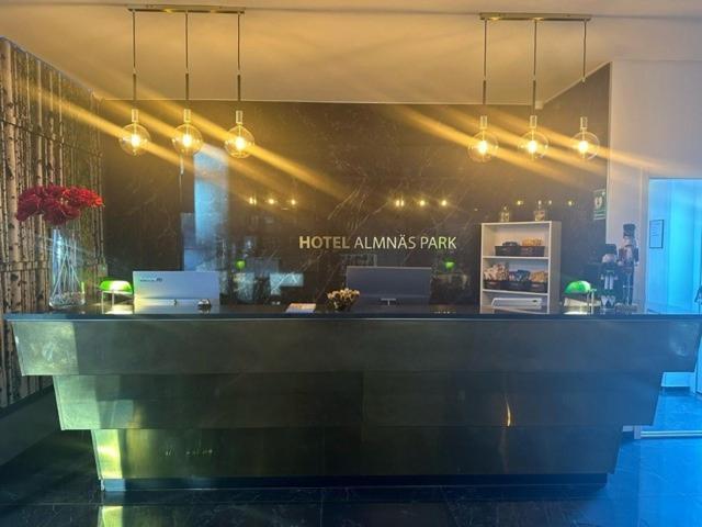 Södertälje Almnaes Park Hotel מראה חיצוני תמונה