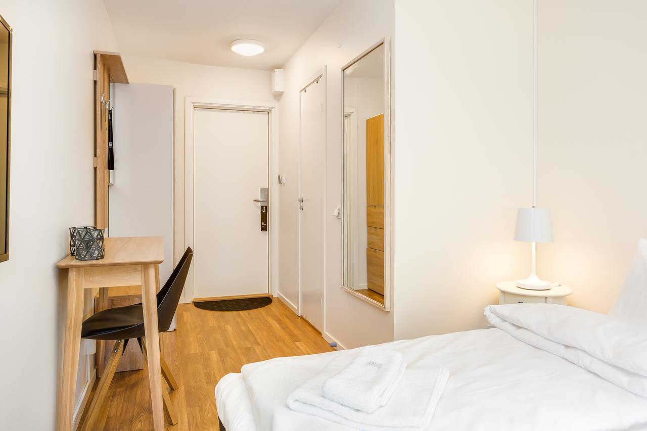 Södertälje Almnaes Park Hotel מראה חיצוני תמונה