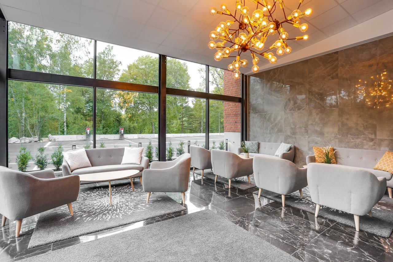 Södertälje Almnaes Park Hotel מראה חיצוני תמונה