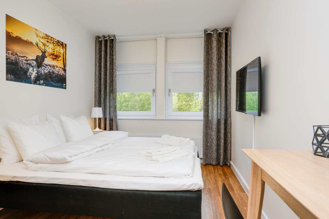 Södertälje Almnaes Park Hotel מראה חיצוני תמונה