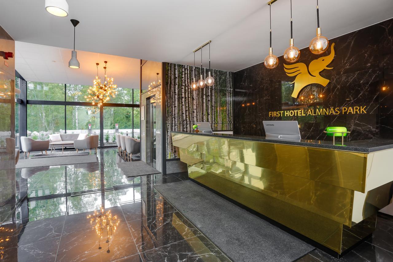 Södertälje Almnaes Park Hotel מראה חיצוני תמונה