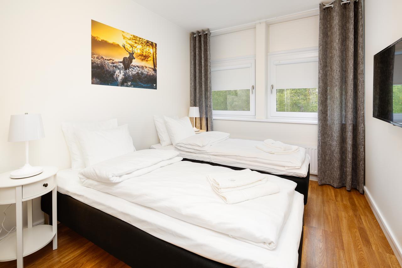 Södertälje Almnaes Park Hotel מראה חיצוני תמונה